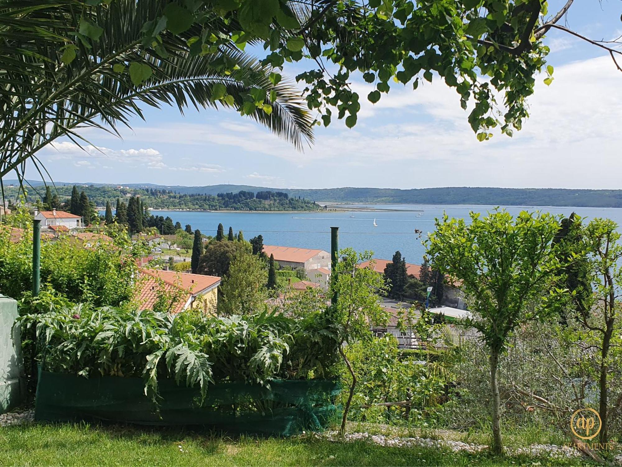 Apartment With Seaview And Garden For 6 Portorož Extérieur photo